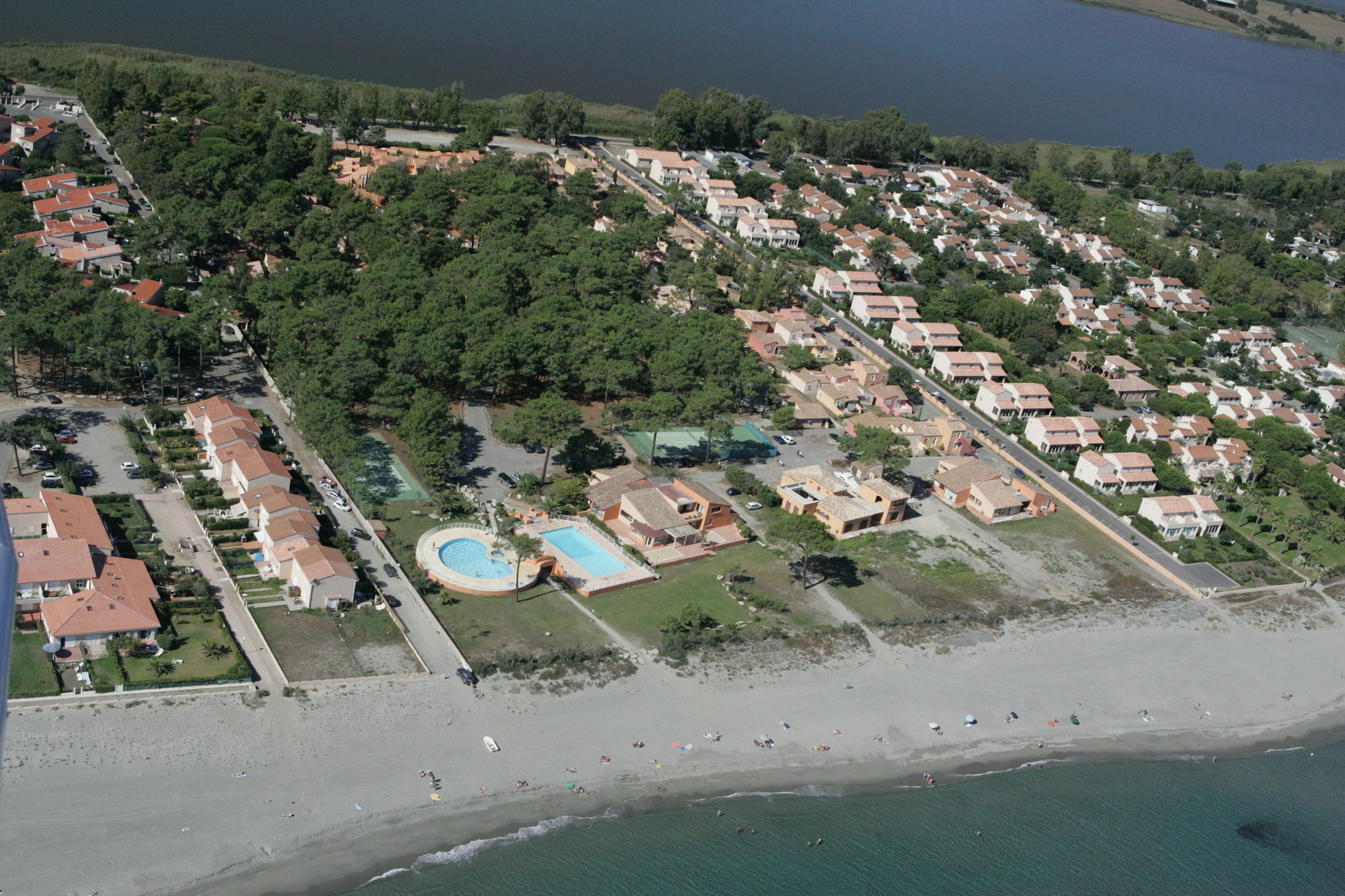 Residence Cala Bianca Borgo  Exterior photo